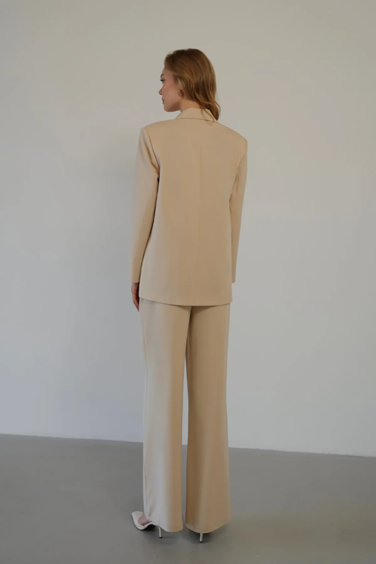 Oversize Ceketli Takım Bej