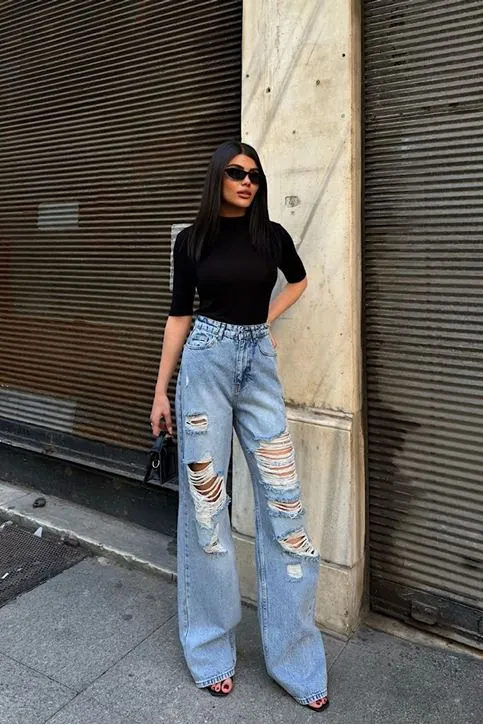 Yırtık Detaylı Bol Paça Jean Pantolon Mavi